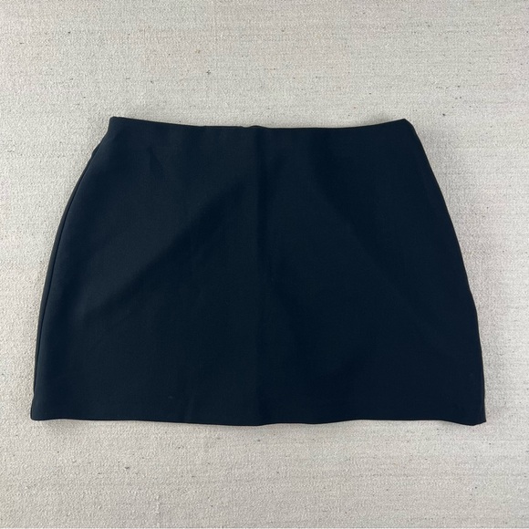 Abercrombie & Fitch Scarlett Mini Skort Ultra High Rise Curve Love Medium - Picture 4 of 9